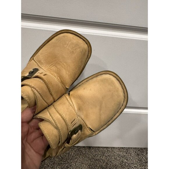 DR MARTENS Women's Vintage Cream Chunky Heel Slip On Sandals (11701) Sz 6 - Picture 3 of 8